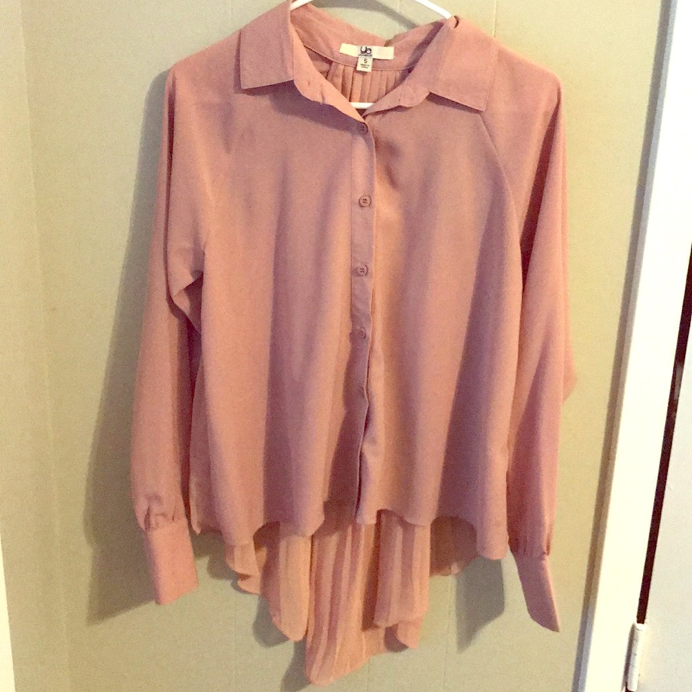 Ya Los Angeles pink/salmon color blouse!